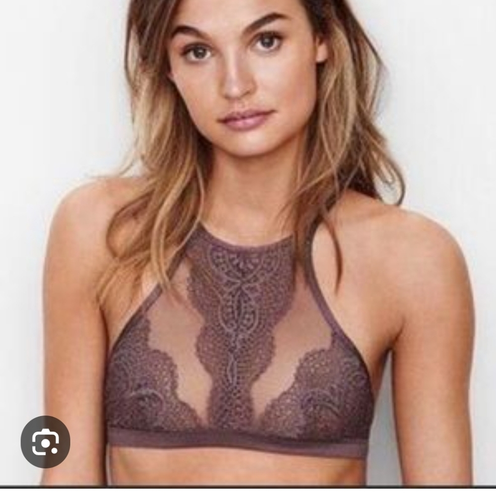 2/$25 Victoria’s Secret bralette bra